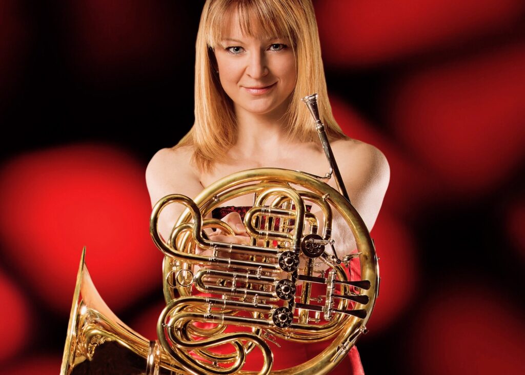 FÖR SYMFONIORKESTERAR: TVÅ DAGAR MED ANNAMIA LARSSON, VALTHORN